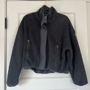 Vuori cozy Sherpa jacket-EUC
